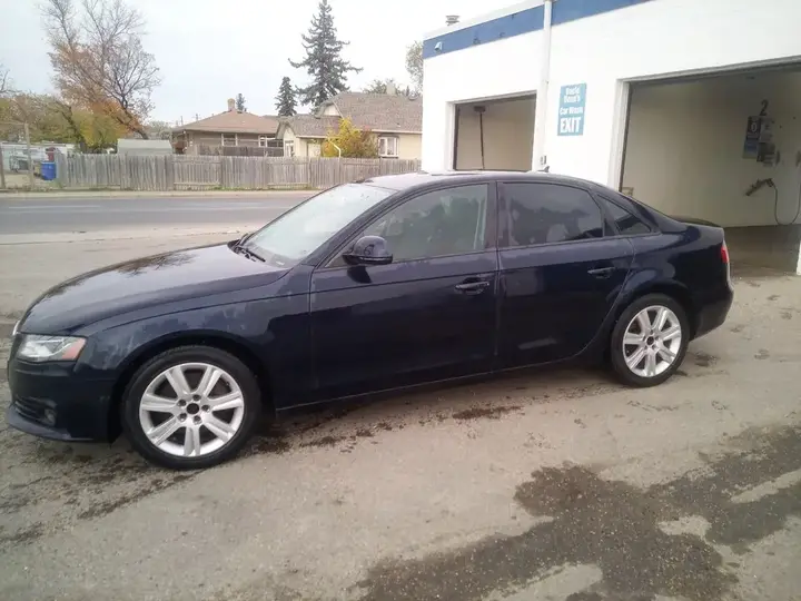 Audi A4 2009 photo 3