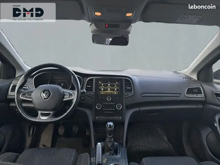 Renault Megane 2019 photo 5