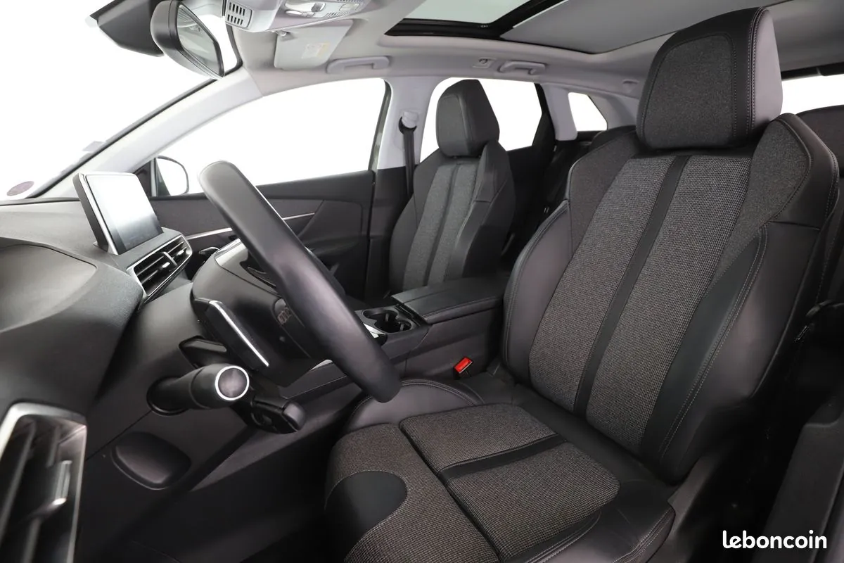 Peugeot 3008 2018 photo 5