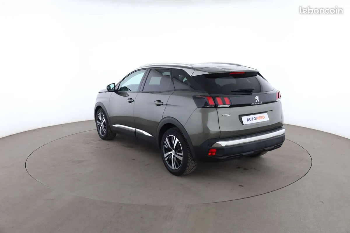 Peugeot 3008 2018 photo 2