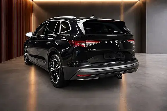 Skoda Enyaq 2023 photo 3