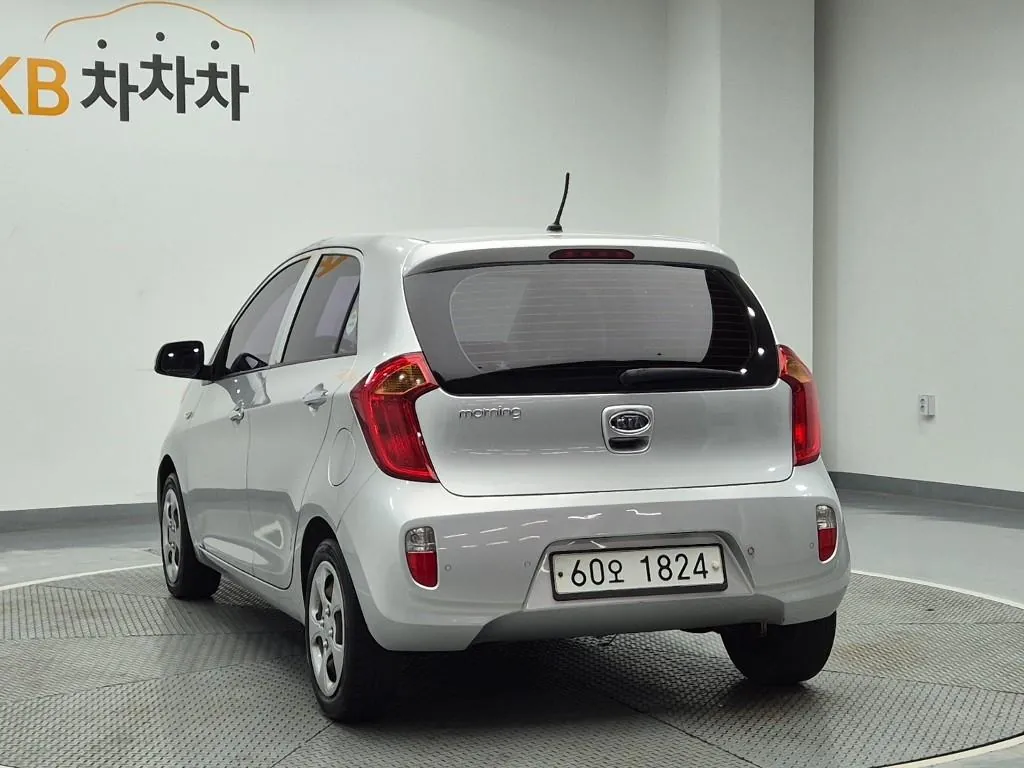 Kia Morning 2015 photo 2