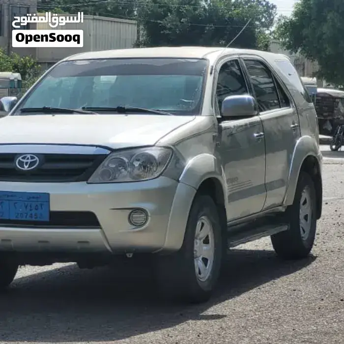 Toyota Fortuner 2006 photo 5