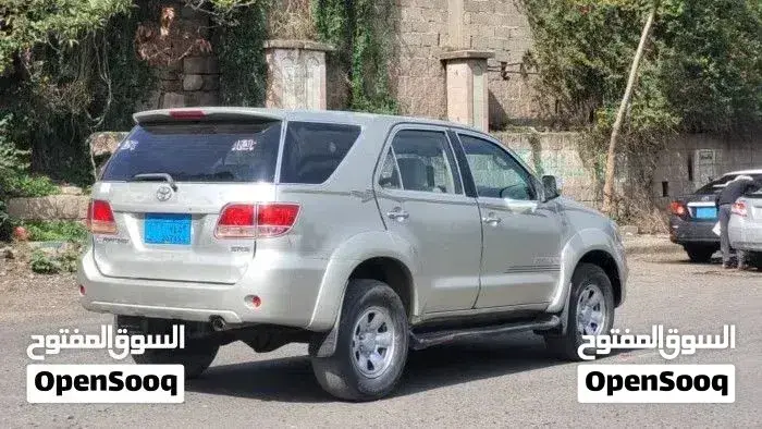Toyota Fortuner 2006 photo 3