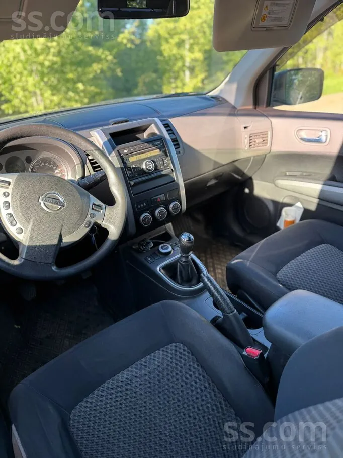 Nissan X-Trail 2009 photo 4