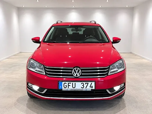 Volkswagen Passat 2014 photo 2
