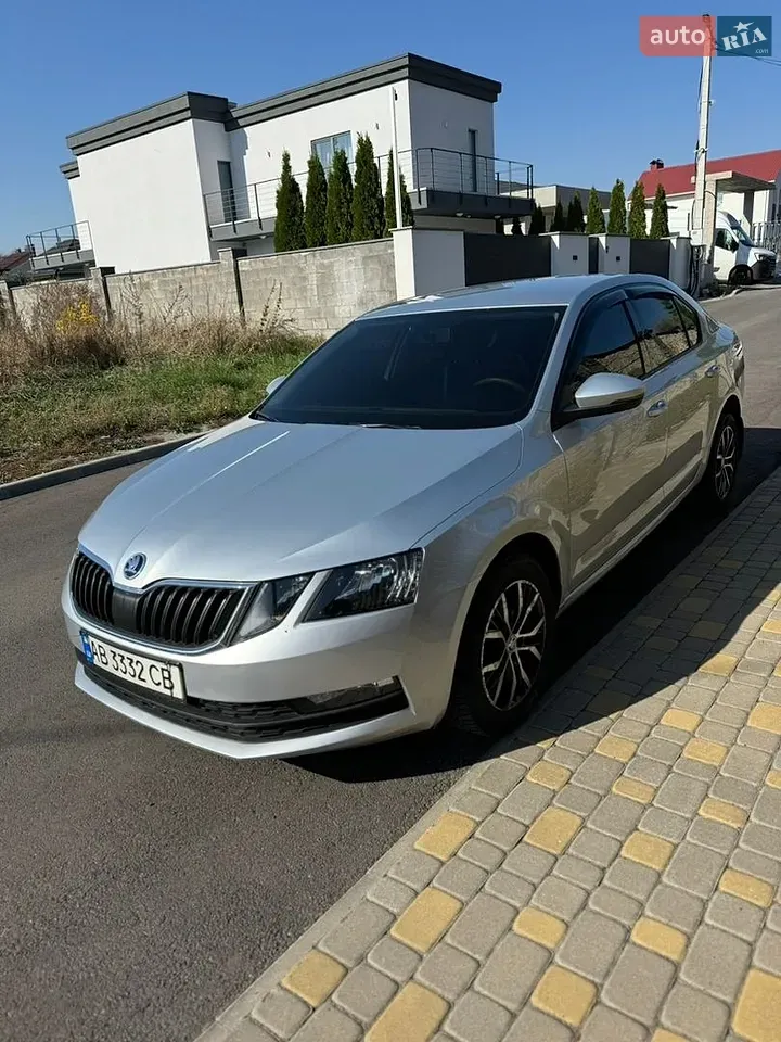 Skoda Octavia 2018 photo 2