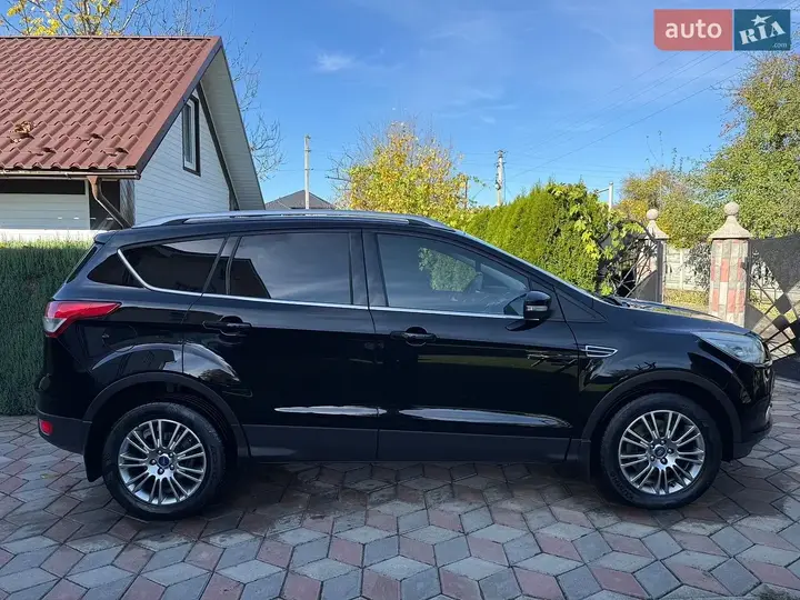 Ford Kuga 2013 photo 2
