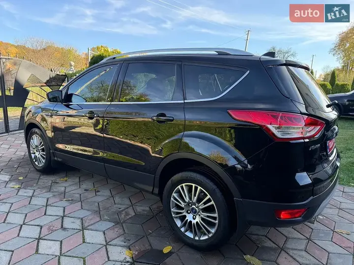 Ford Kuga 2013 photo 4