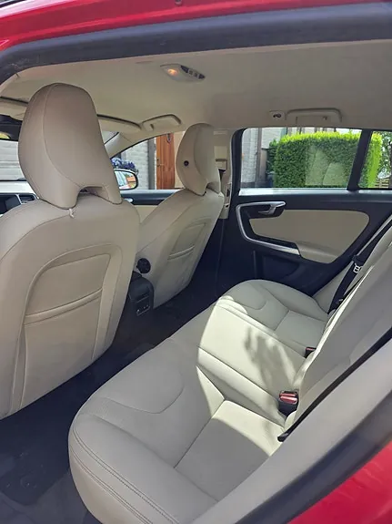 Volvo V60 2012 photo 3