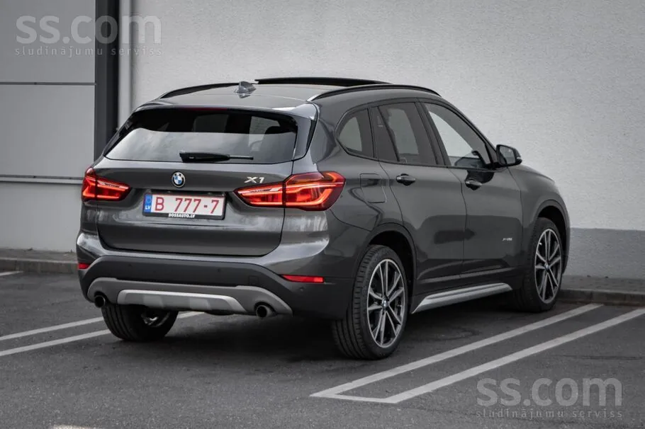 BMW X1 2015 photo 4
