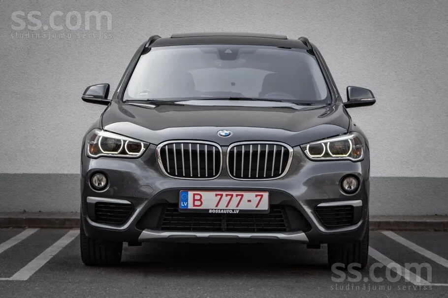 BMW X1 2015 photo 2