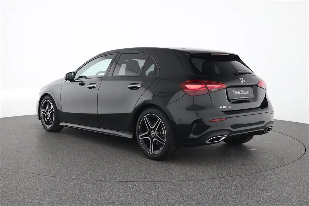 Mercedes-Benz A-Class 2025 photo 3