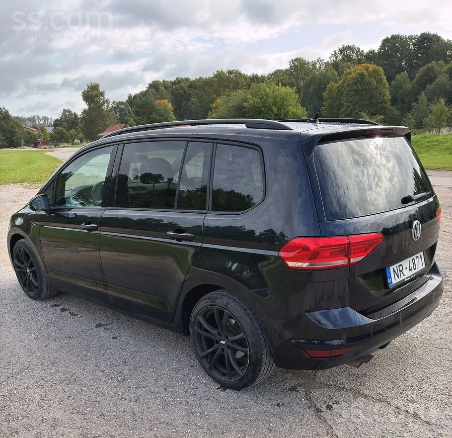 Volkswagen Touran 2019 photo 3