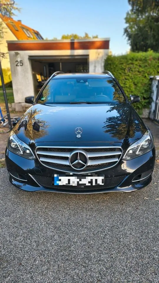 Mercedes-Benz E 300