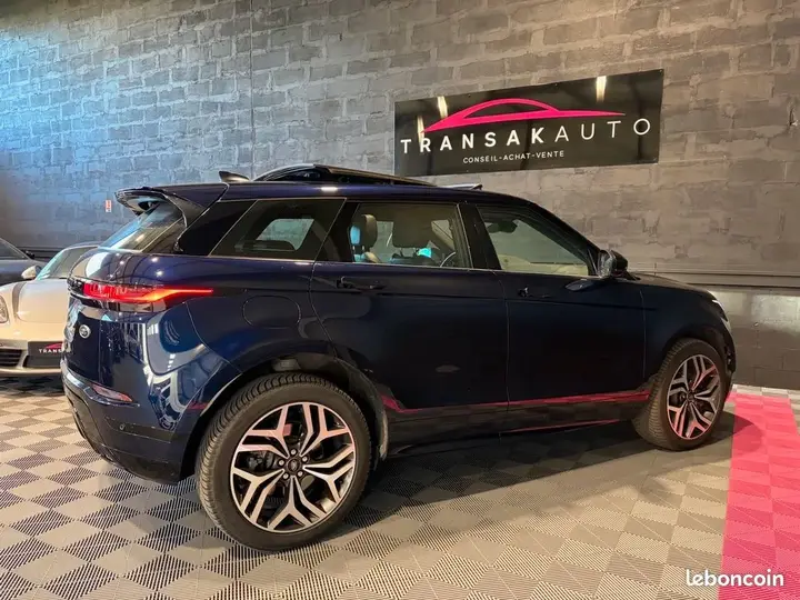 Land Rover Range Rover Evoque 2022 photo 3
