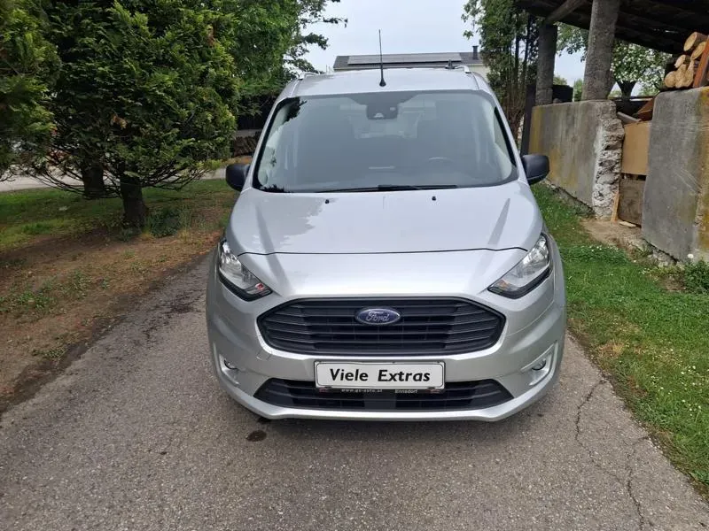 Ford Tourneo 2022 photo 2