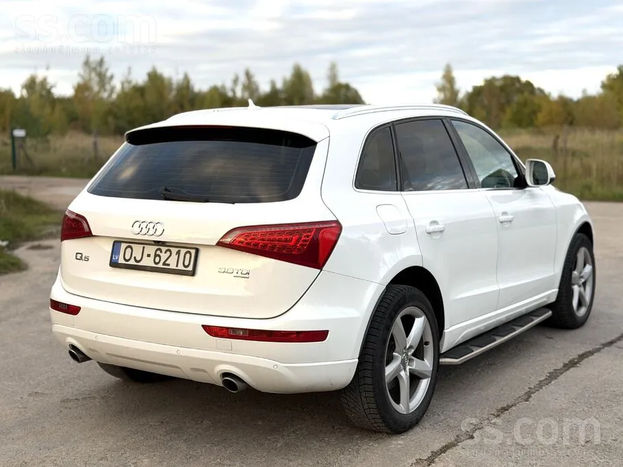 Audi Q5 2008 photo 2