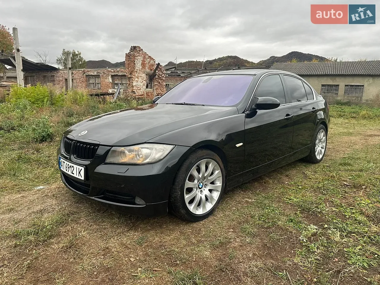 BMW 3 Series 2005 photo 5
