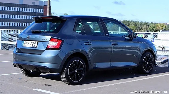 Skoda Fabia 2017 photo 3