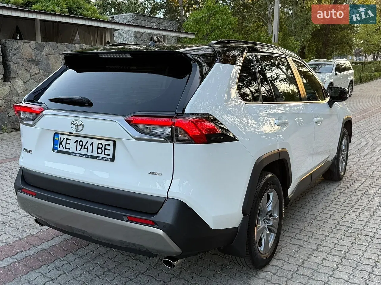 Toyota Rav4 2023 photo 2