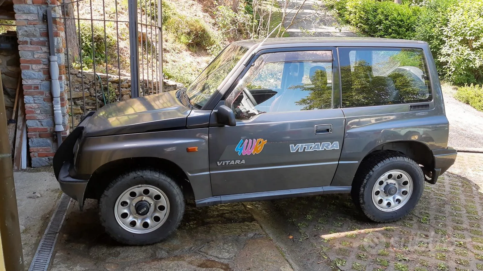 Suzuki Vitara 1996 photo 2