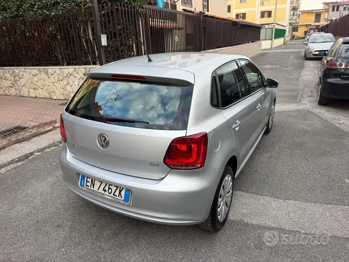 Volkswagen Polo 2012 photo 5