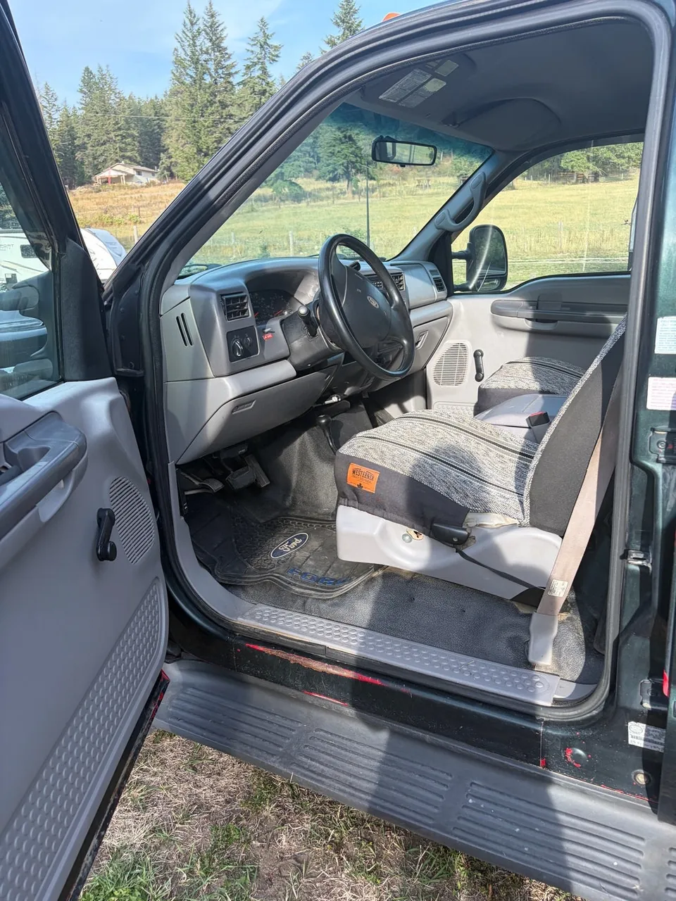 Ford F-550 2000 photo 5