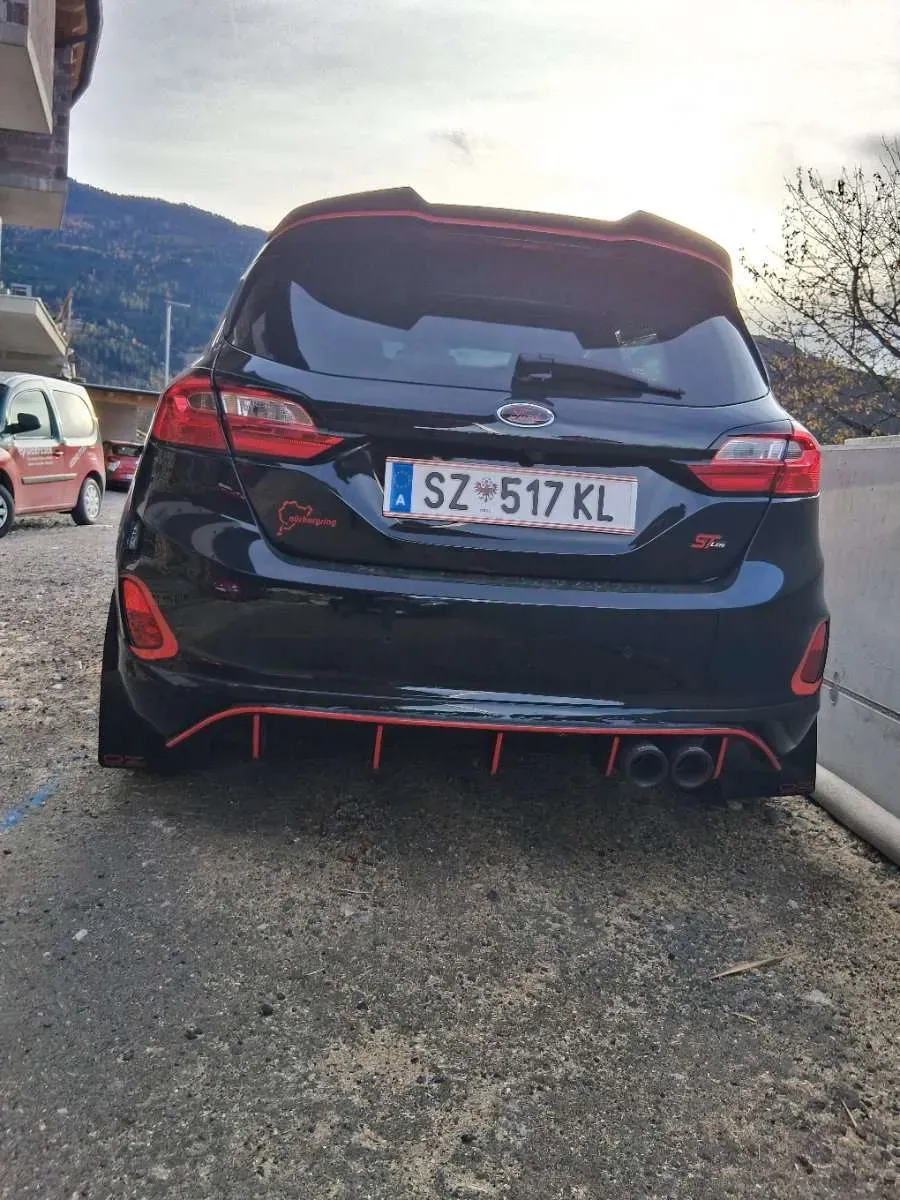 Ford Fiesta 2023 photo 2