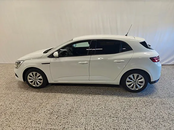Renault Megane 2017 photo 2