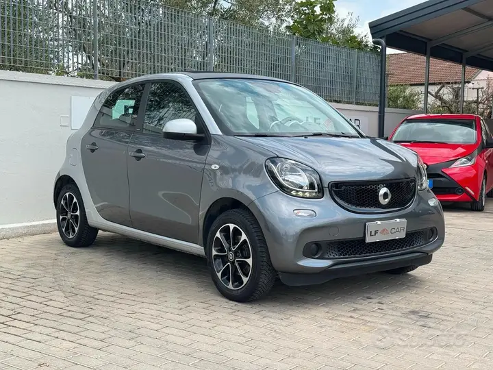 Smart Forfour 2015 photo 3