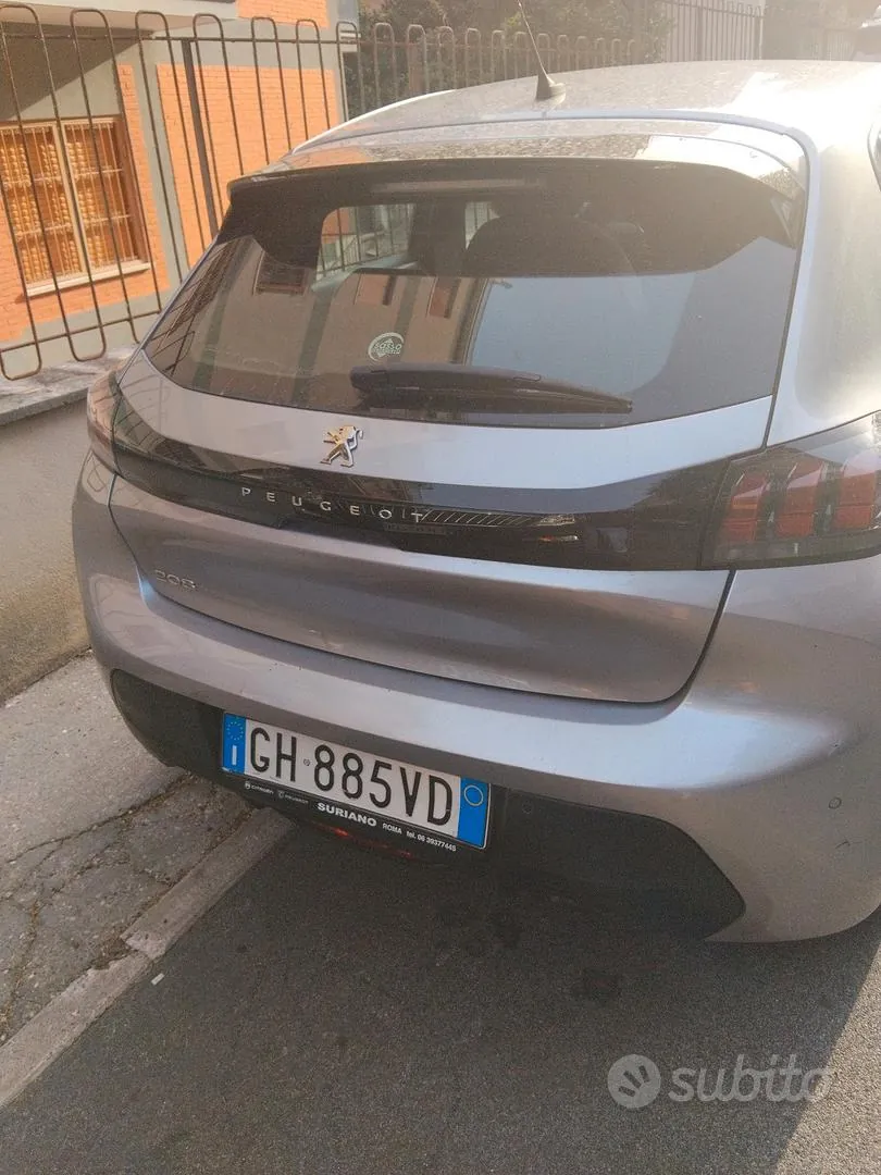 Peugeot 208 2022 photo 5