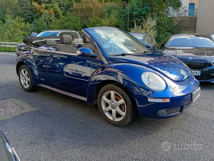 Volkswagen New Beetle 2009 photo 3