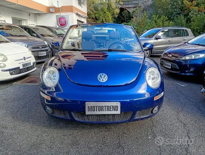 Volkswagen New Beetle 2009 photo 2