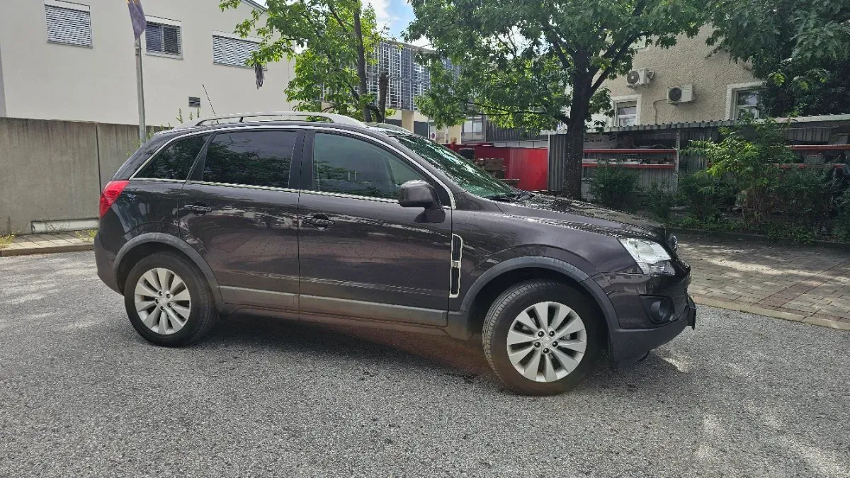 Opel Antara 2017 photo 2