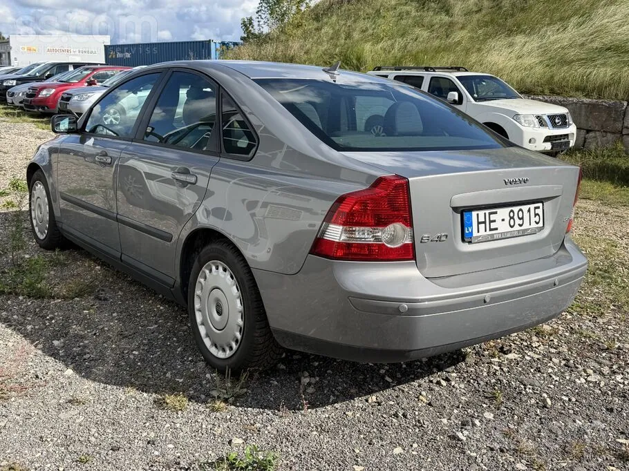 Volvo S40 2004 photo 3