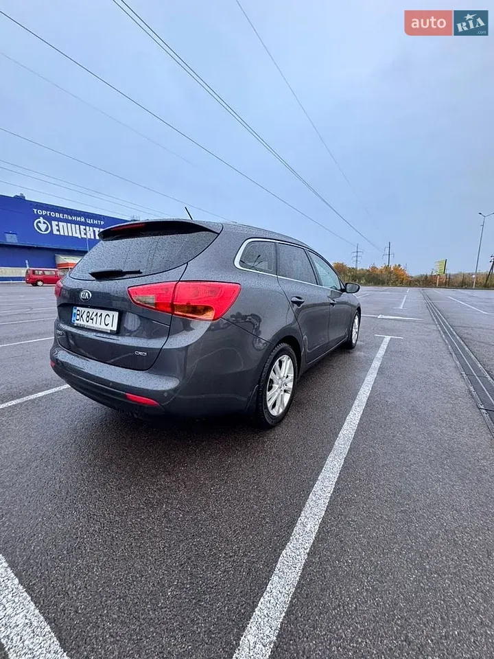 Kia Ceed 2013 photo 5