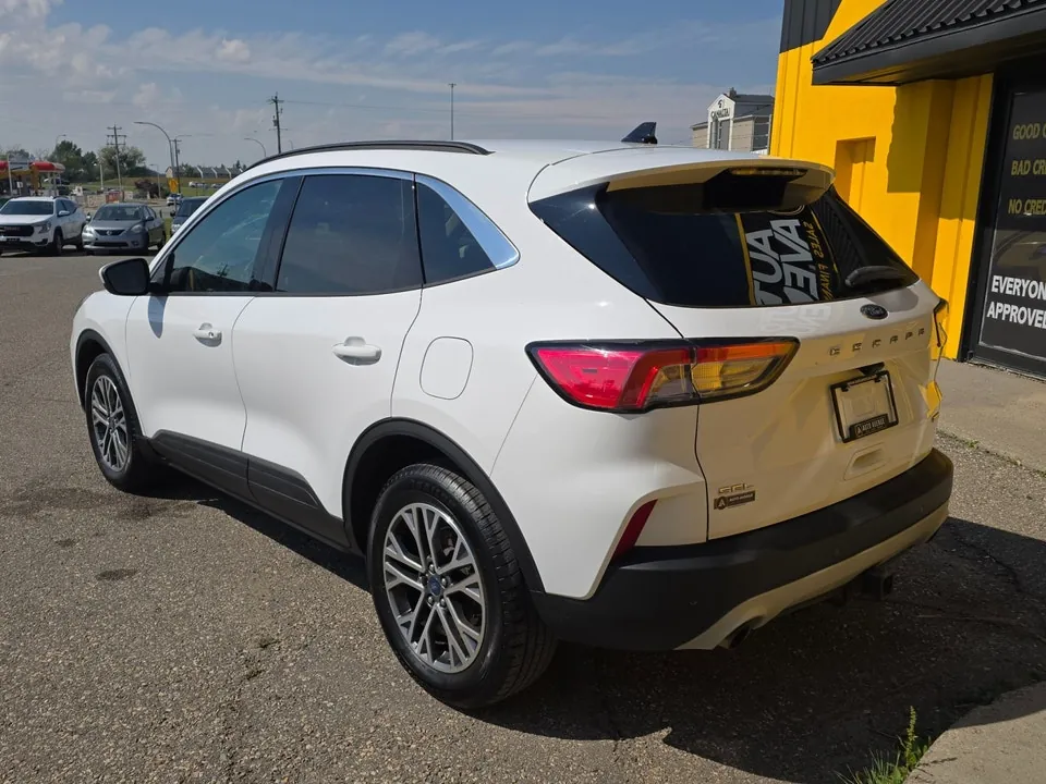 Ford Escape 2020 photo 3