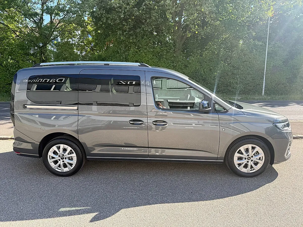 Ford Tourneo photo 3