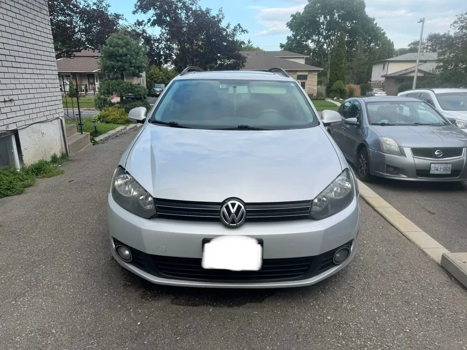 Volkswagen Golf Wagon 2013 photo 2