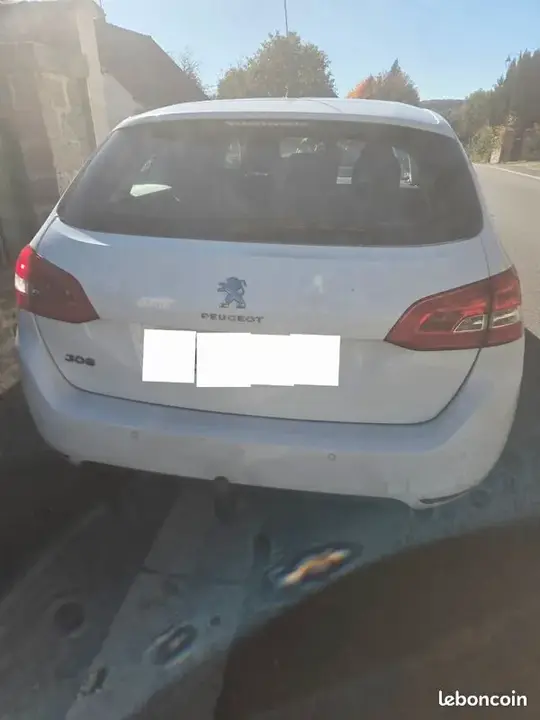 Peugeot 308 2017 photo 2