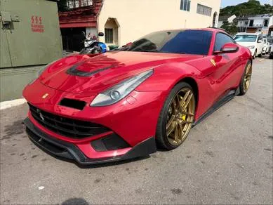 Ferrari F12