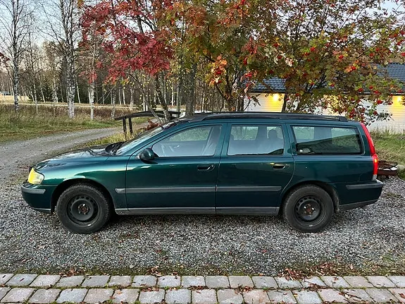 Volvo V70 2001 photo 2