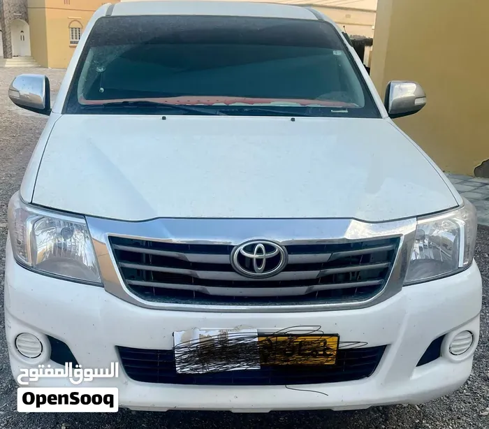 Toyota Hilux 2014 photo 4