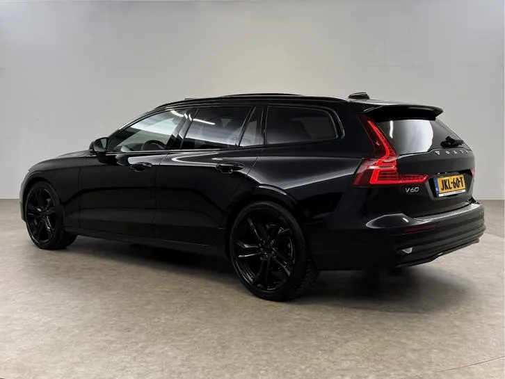 Volvo V60 2022 photo 3