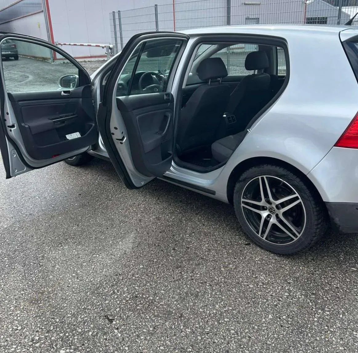 Volkswagen Golf 2006 photo 3