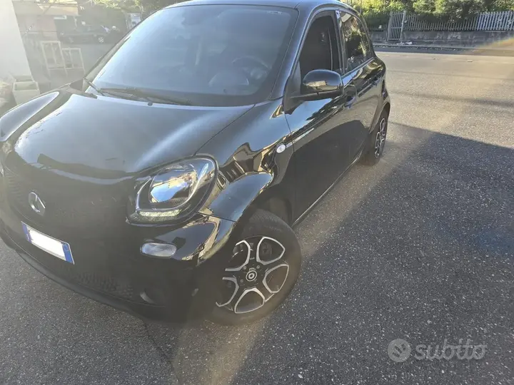 Smart Forfour 2019 photo 2