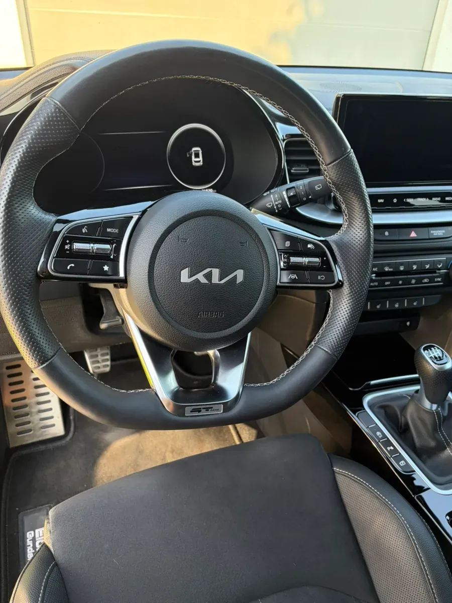 Kia Ceed 2024 photo 3