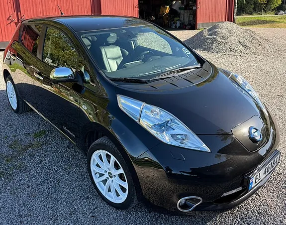 Nissan Leaf 2014 photo 4