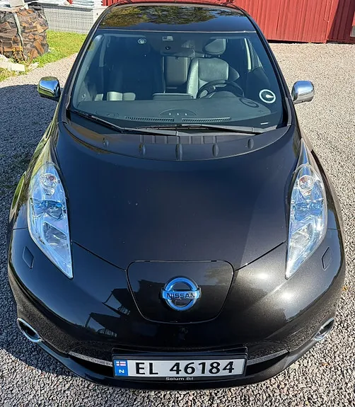 Nissan Leaf 2014 photo 2